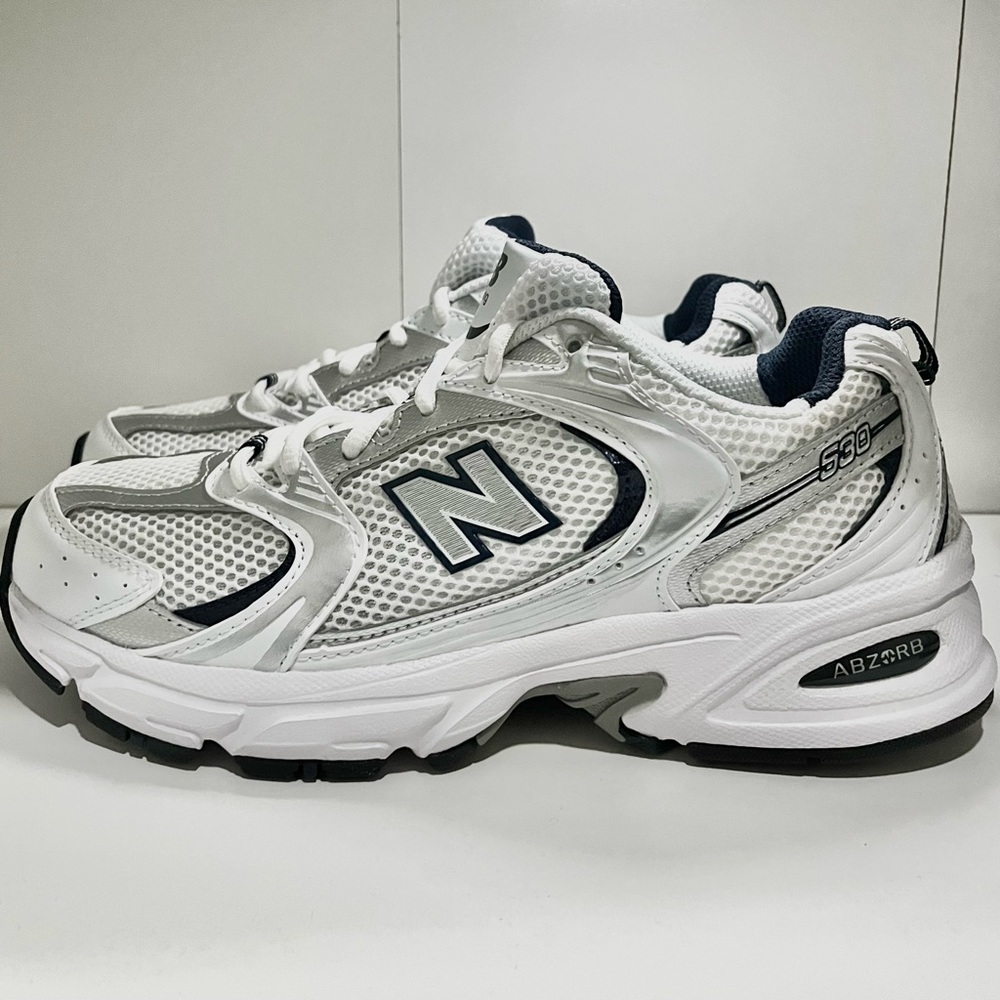New Balance 530